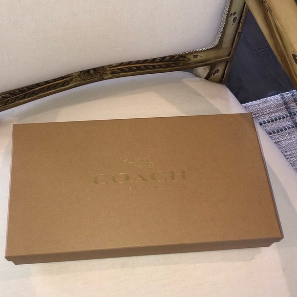 ✨NWT✨ Coach Boxed Anna Foldover Clutch Crossbody & Card Set In Signature Leather - Picture 12 of 12